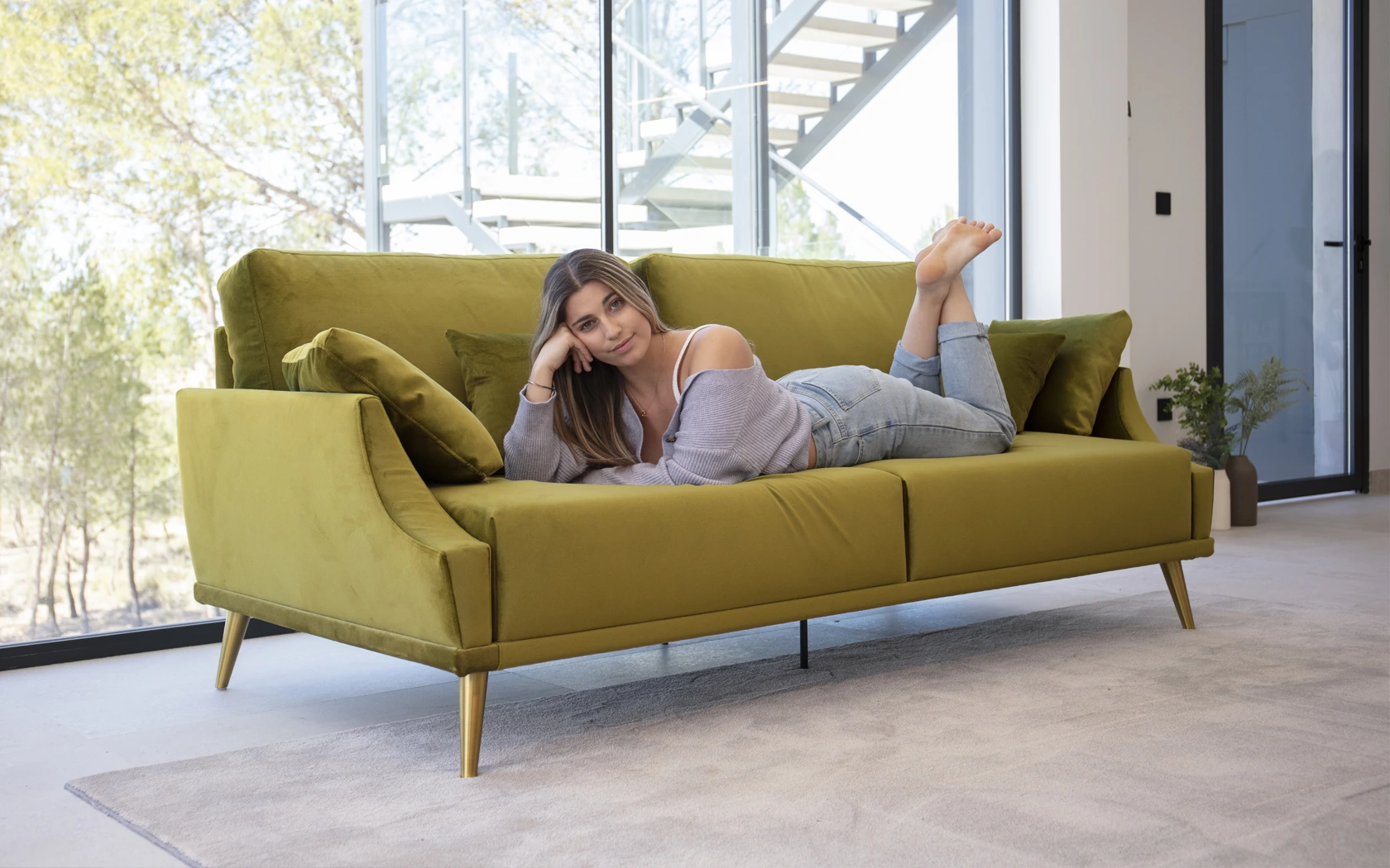 Korinto green and gold velvet sofa