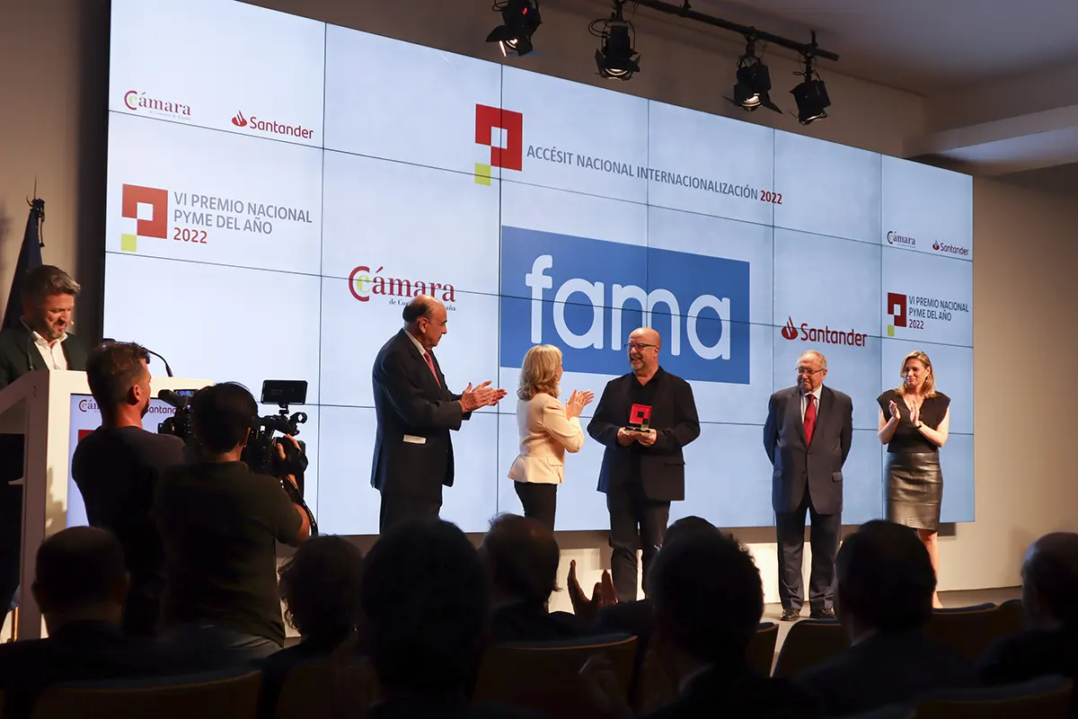Fama Sofas, distinguished with the 'Internationalisation' award at the SME of the Year Awards