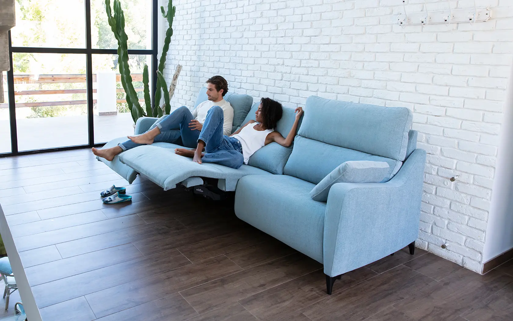 Axel | Reclining modular sofa | Fama Sofas