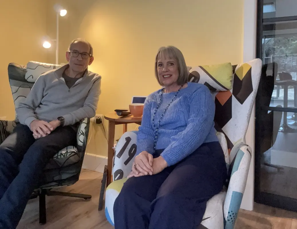 Enjoying our Kylian chairs.