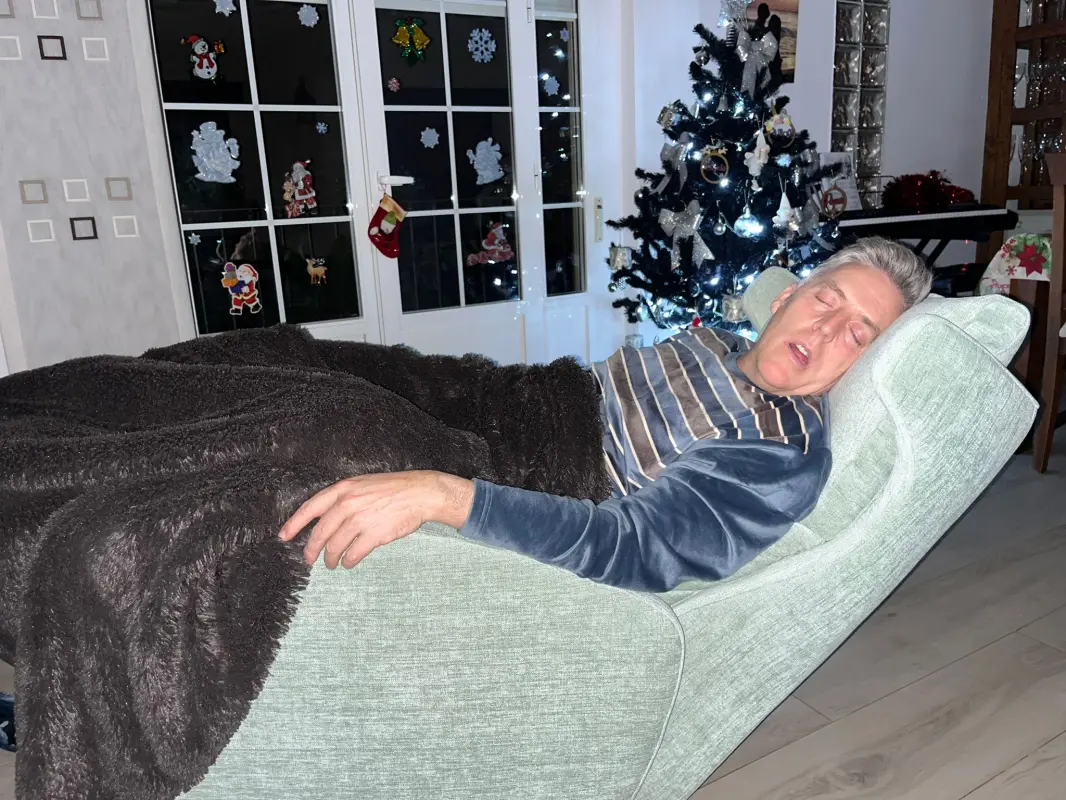 Con Fama sofás dormido caerás