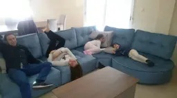 CUALQUIER POSTURA ES BUENA