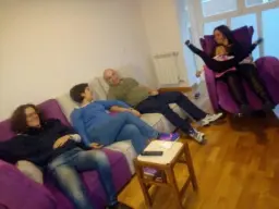 Invitando amigos a casa