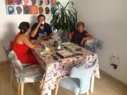 Sobremesa súper comoda