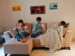 Maneras de disfrutar el sofa