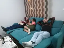 Sofá con amigos