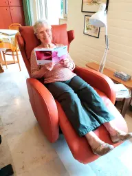 Aprendiendo a conocer a FAMA, leyendo y relajandome.