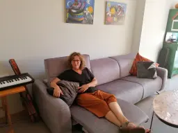 Qué a gustico en mi sofá