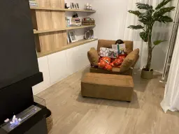 “Lectura en el sofá”