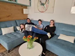 Un canapé confortable pour toute la famille !