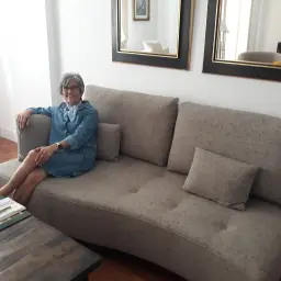 Una tarde en el sofa luxor