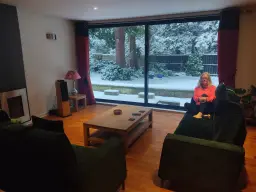 Fama in snowy Glasgow