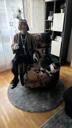 Fumando espero al sillón que mas quiero