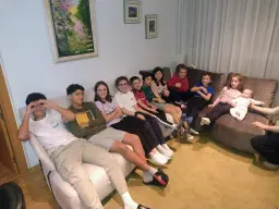 11 primos en el sillón