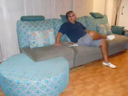 Un gran Relax en un gran Sofá