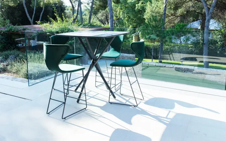 Burt taburete Fama 2020 02