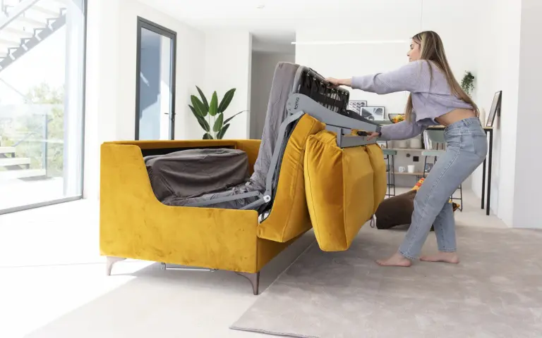 Opera sofa bed with Italian Fama system