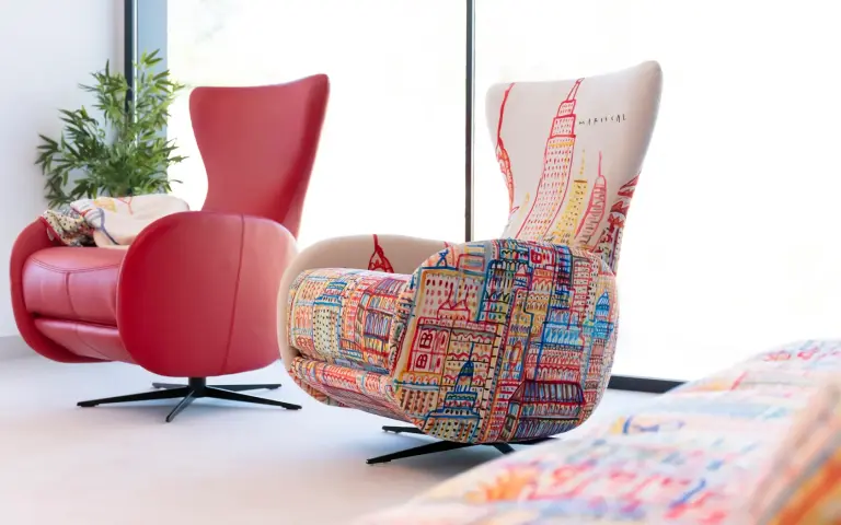 Mondrian relax armchair design patterned by Mariscal
